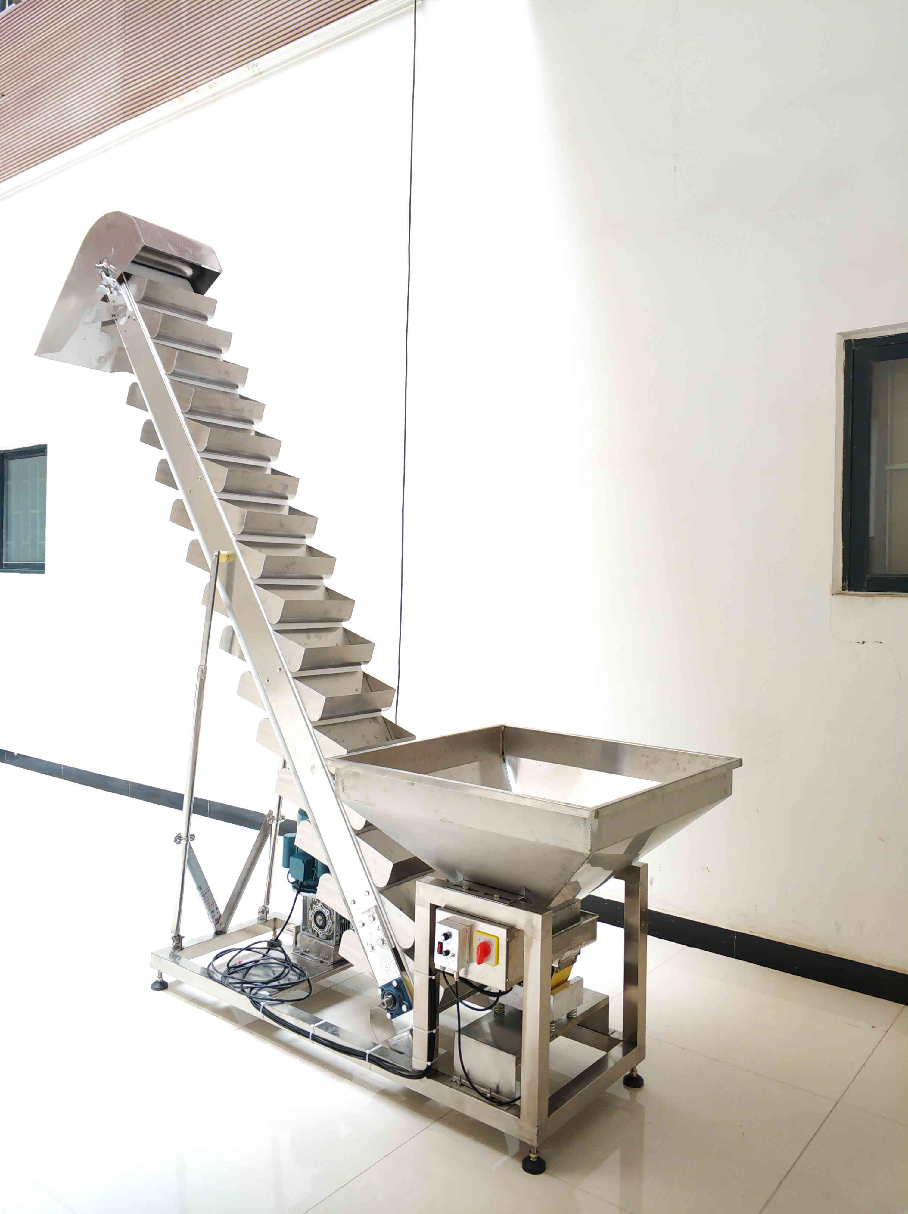 Bucket elevator